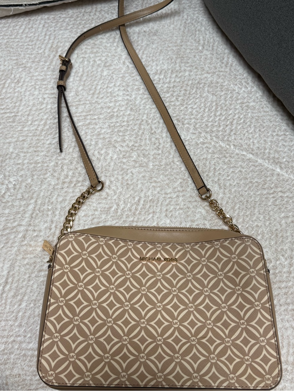 Michael Kors Tan and Cream Signature Crossbody with Gold Hardware